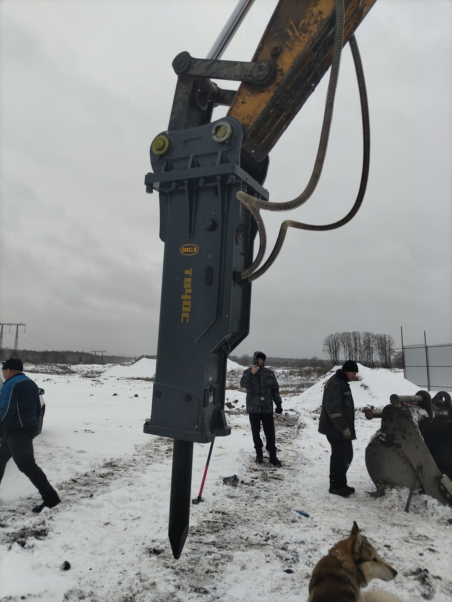 Гидромолот DIGZ в работе